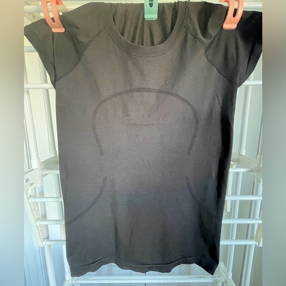 Lululemon Swiftly Tech Hip Length - Picture 1 of 1